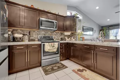 817 N Central Avenue, Modesto, CA 95351 - Photo 5