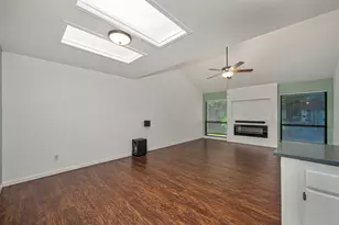 3667 Gold Creek Ln, Sacramento, CA 95827 - Photo 15