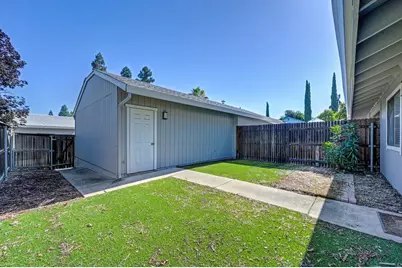 3667 Gold Creek Ln, Sacramento, CA 95827 - Photo 33