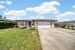 7560 Lemarsh Way, Sacramento, CA 95822 - Photo 3