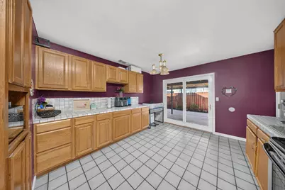 7560 Lemarsh Way, Sacramento, CA 95822 - Photo 15