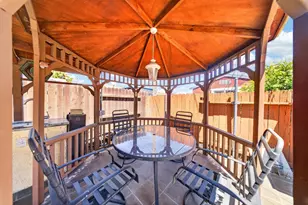 7560 Lemarsh Way, Sacramento, CA 95822 - Photo 47