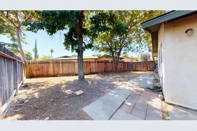 1819 Bradford Court, Modesto, CA 95355 - Photo 17