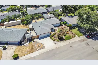 6224 Saint James Drive, Carmichael, CA 95608 - Photo 35