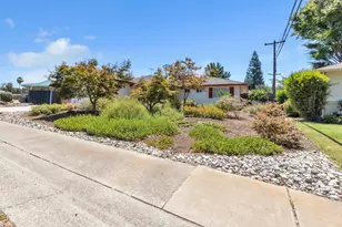 6224 St James Dr, Carmichael, CA 95608 - Photo 3