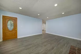 30 Willow Glen Ave, Oakdale, CA 95361 - Photo 3