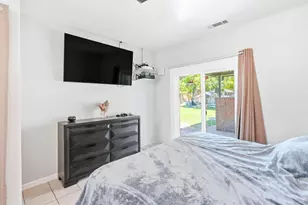 1815 Kenwood St, Sacramento, CA 95815 - Photo 23