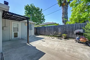 1313 Gladstone Dr, Sacramento, CA 95864 - Photo 29