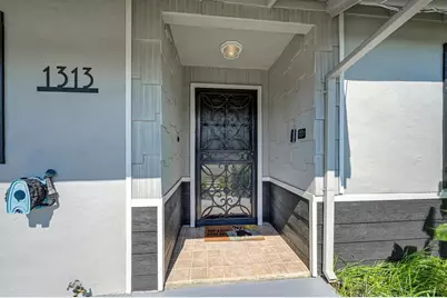 1313 Gladstone Drive, Sacramento, CA 95864 - Photo 5