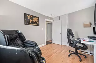 1313 Gladstone Dr, Sacramento, CA 95864 - Photo 23