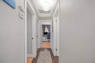 1313 Gladstone Dr, Sacramento, CA 95864 - Photo 17