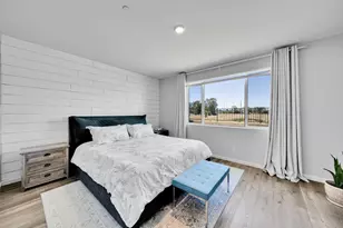 9475 Pasaje Pl, Elk Grove, CA 95624 - Photo 25