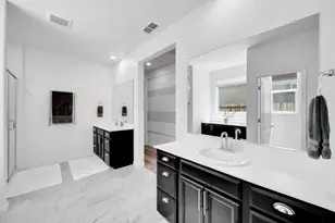 9475 Pasaje Pl, Elk Grove, CA 95624 - Photo 29