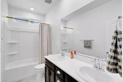 9475 Pasaje Place, Elk Grove, CA 95624 - Photo 13