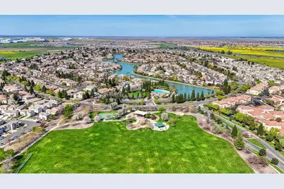 4976 Trouville Lane, Sacramento, CA 95835 - Photo 49