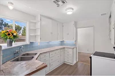 1627 Albany Avenue, Modesto, CA 95350 - Photo 9