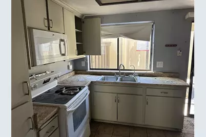 6762 Calvine Road, Sacramento, CA 95823 - Photo 7