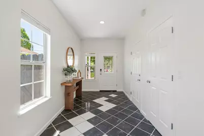 2121 Perkins Way, Sacramento, CA 95818 - Photo 5