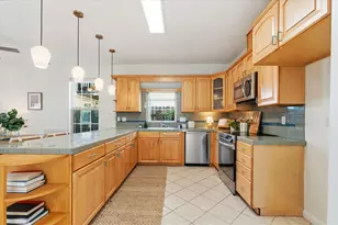 2121 Perkins Way, Sacramento, CA 95818 - Photo 13