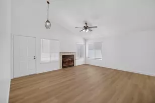 7759 Robinette Rd, Sacramento, CA 95828 - Photo 9