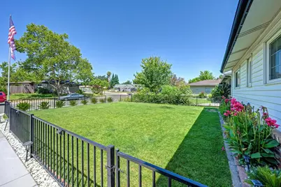 4404 Rollingrock Way, Carmichael, CA 95608 - Photo 5