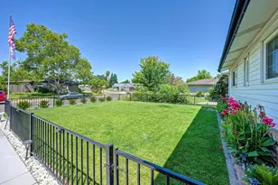 4404 Rollingrock Way, Carmichael, CA 95608 - Photo 5