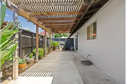 215 Floyd Avenue #26, Modesto, CA 95350 - Photo 15