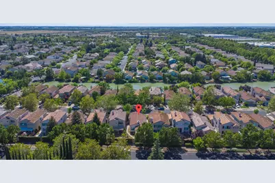 9109 W Trumbauer Way, Elk Grove, CA 95758 - Photo 25