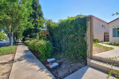 9109 W Trumbauer Way, Elk Grove, CA 95758 - Photo 23