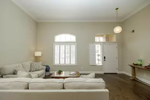 1100 Mulberry Ct, Hollister, CA 95023 - Photo 7