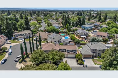 4101 Rose Parade, Modesto, CA 95357 - Photo 41