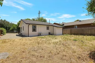 5018 Western Avenue, Olivehurst, CA 95961 - Photo 27
