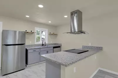 5018 Western Avenue, Olivehurst, CA 95961 - Photo 7