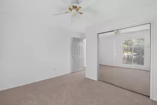 3818 Round Valley Cir, Stockton, CA 95207 - Photo 17