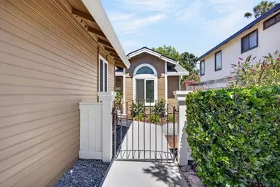 7157 Springmont Drive, Elk Grove, CA 95758 - Photo 5