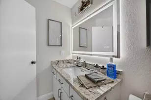 7157 Springmont Dr, Elk Grove, CA 95758 - Photo 29