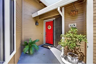 7157 Springmont Drive, Elk Grove, CA 95758 - Photo 9