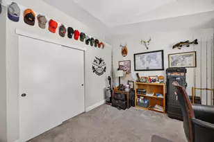 7157 Springmont Dr, Elk Grove, CA 95758 - Photo 37