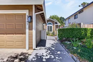 7157 Springmont Dr, Elk Grove, CA 95758 - Photo 3
