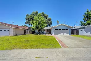 9125 Cecile Way, Sacramento, CA 95826 - Photo 3