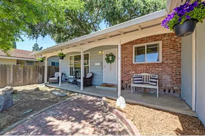 9125 Cecile Way, Sacramento, CA 95826 - Photo 11