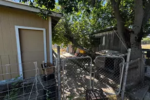 1832 G St, Rio Linda, CA 95673 - Photo 39