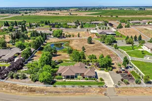 11880 Gidaro Dr, Elk Grove, CA 95624 - Photo 3