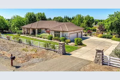 11880 Gidaro Drive, Elk Grove, CA 95624 - Photo 7