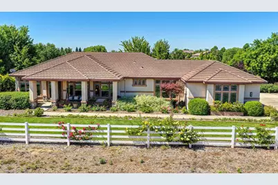 11880 Gidaro Drive, Elk Grove, CA 95624 - Photo 9