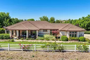 11880 Gidaro Dr, Elk Grove, CA 95624 - Photo 9