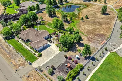 11880 Gidaro Drive, Elk Grove, CA 95624 - Photo 5