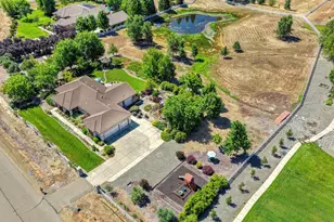 11880 Gidaro Dr, Elk Grove, CA 95624 - Photo 5