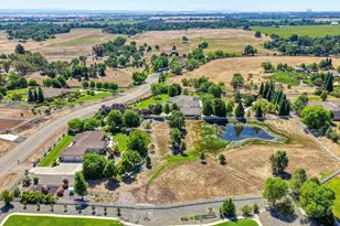 11880 Gidaro Dr, Elk Grove, CA 95624 - Photo 79