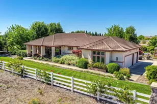 11880 Gidaro Dr, Elk Grove, CA 95624 - Photo 7